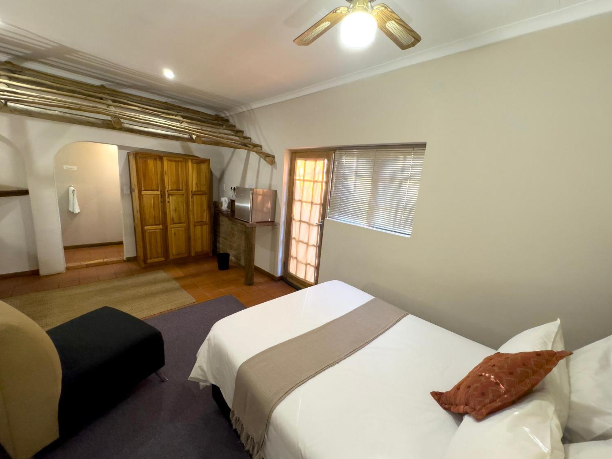 Centurion Guest House And Lodge Exterior photo