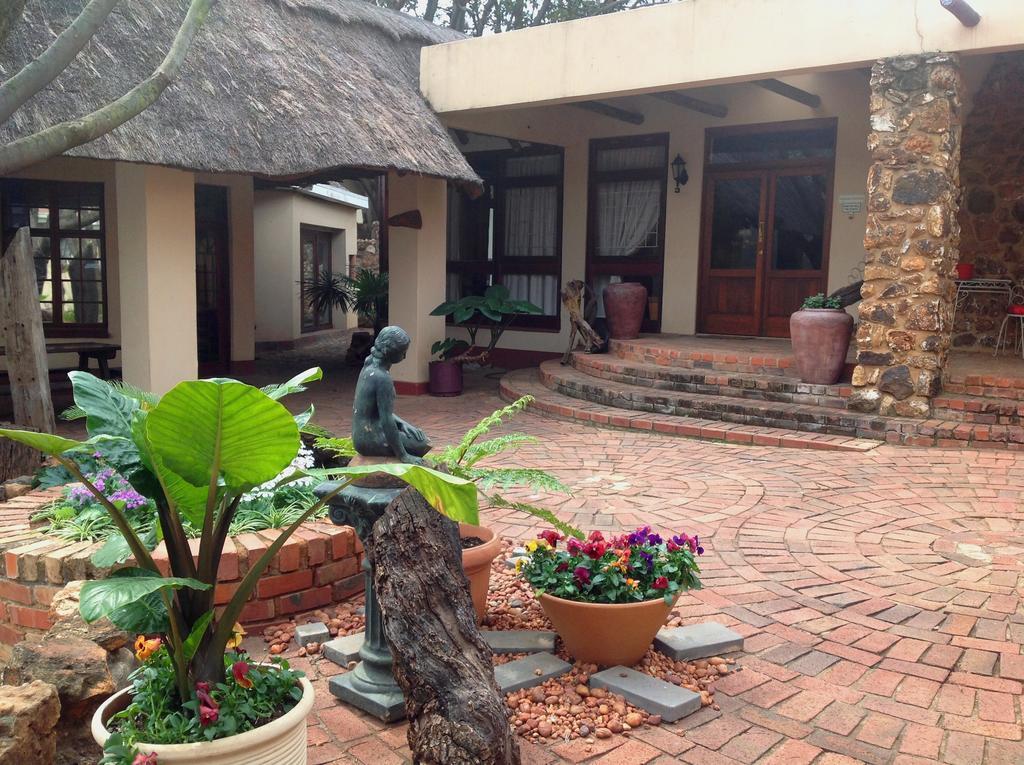 Centurion Guest House And Lodge Exterior photo