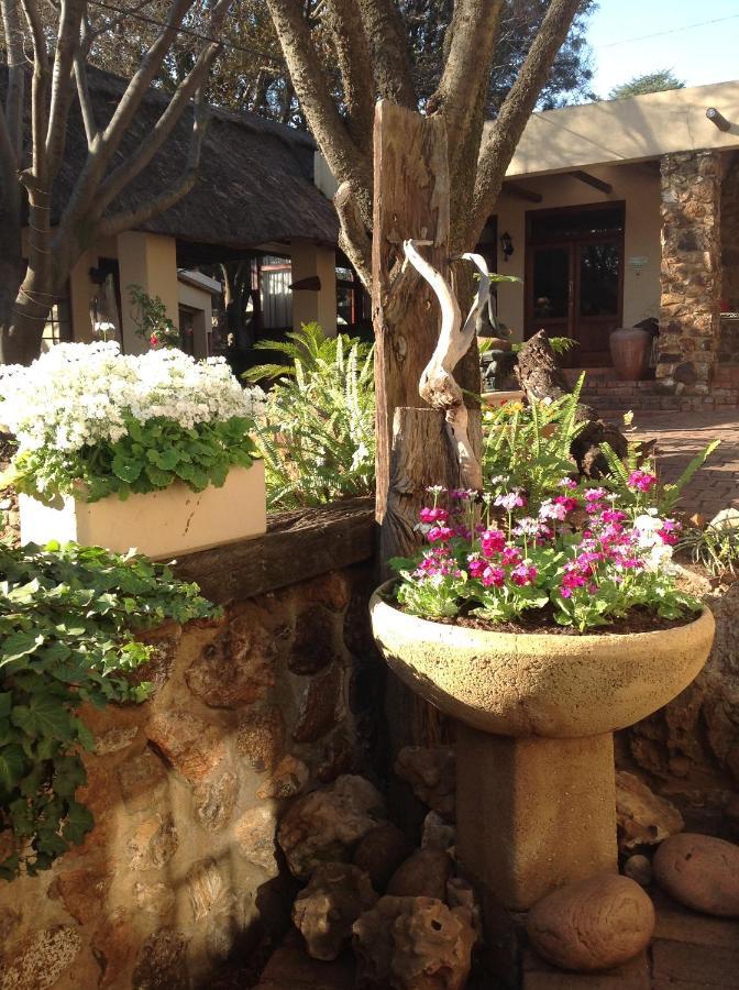 Centurion Guest House And Lodge Exterior photo